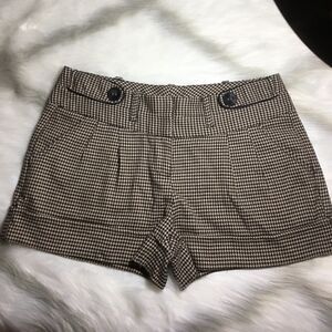 Takara houndstooth shorts sz 7